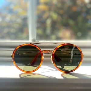 Gucci Sunglasses (GG0061S)